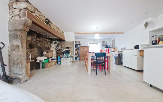 Maison 8 pièces 206m² 1h30 de LYON