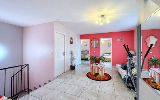 Maison vendu – 5 pièces – 154m² – GREZIEUX LE FROMENTAL