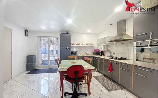 Maison de 4 pièces 117m² à vendre à SURY LE COMTAL