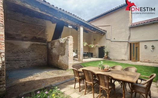 Maison de 4 pièces 117m² à vendre à SURY LE COMTAL