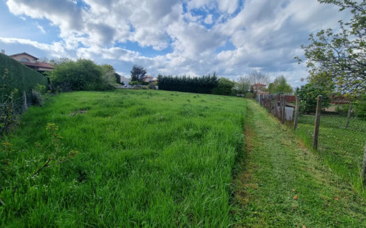Terrain à bâtir 860m² Montbrison