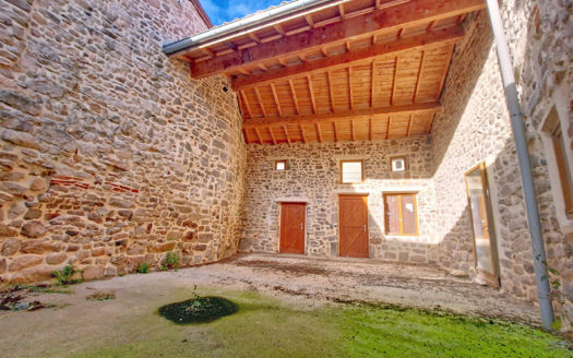 Maison 4 pièces 140m² Perigneux