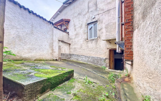 Appartement 4 pièces 139m² Nord de Marcilly le châtel