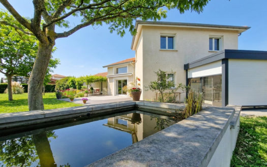 Maison 8 pièces 203m² L&rsquo;Hôpital Le Grand 42210