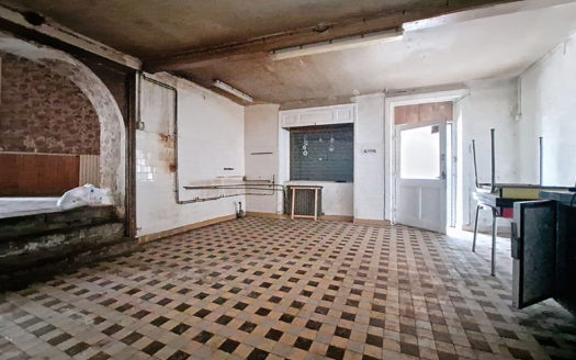 Appartement Marcilly Le Chatel 8 pièce(s) 297.1 m2