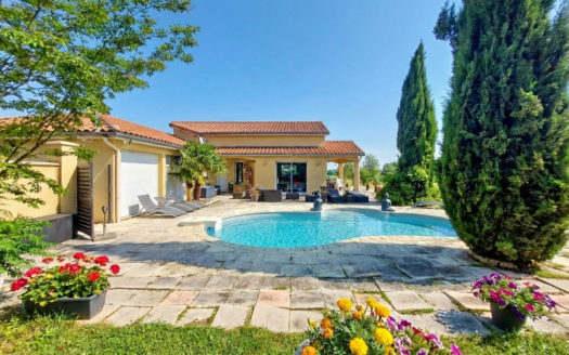 Maison 6 pièces 240m² à Vendre à Saint-Georges-Haute-Ville