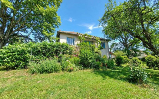 Maison Montbrison 6 pièces 145m²