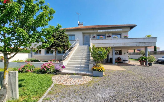 Maison L&rsquo;hôpital Le Grand 6 pièces 135m²