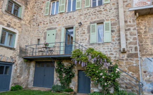 Maison 8 pièces 164m² à 7km de Boisset Saint Priest